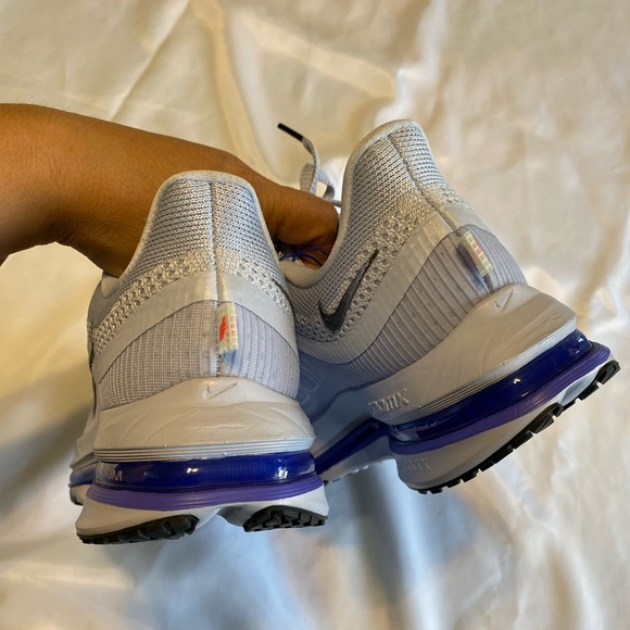 Nike Pegasus Premium Men’s Gray and Purple Sneakers - Picture 7 of 15